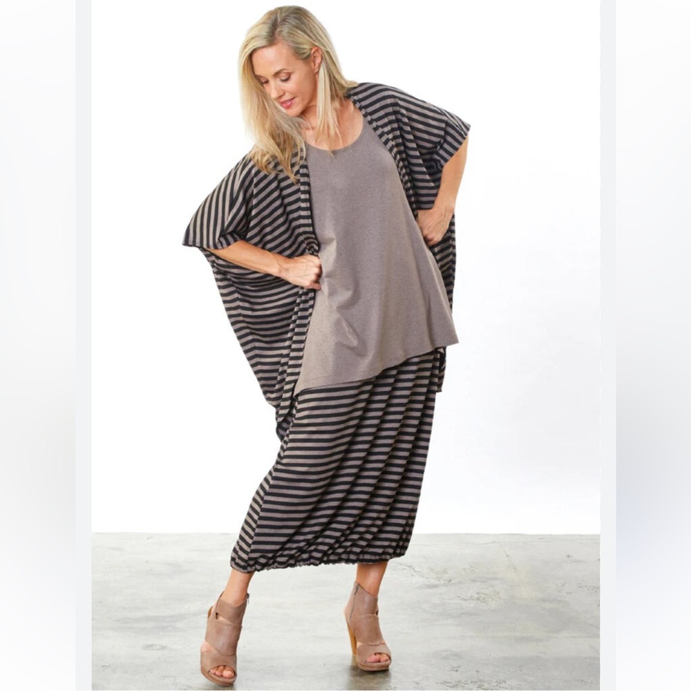 BRYN WALKER Women's Large Annette Cardigan Black & Tan Striped Drape Cardigan